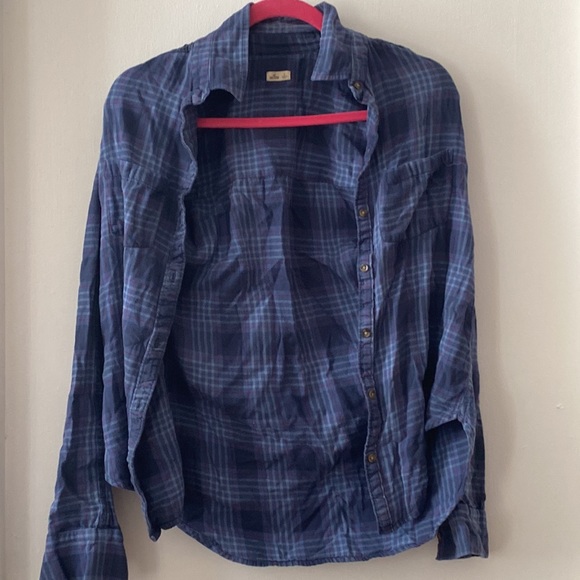 BUNDLE! Hollister Flannels! - Picture 5 of 11